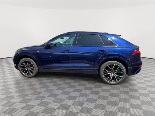 Navarra Blue Metallic 2023 Audi Q8 55 Premium Plus