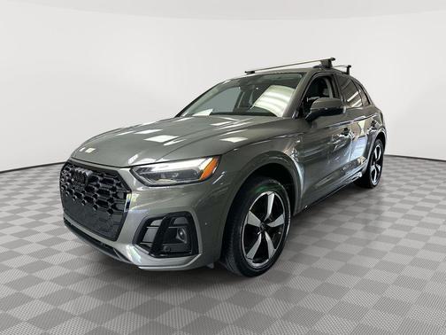 Chronos Gray Metallic 2023 Audi Q5 45 S line quattro Premium