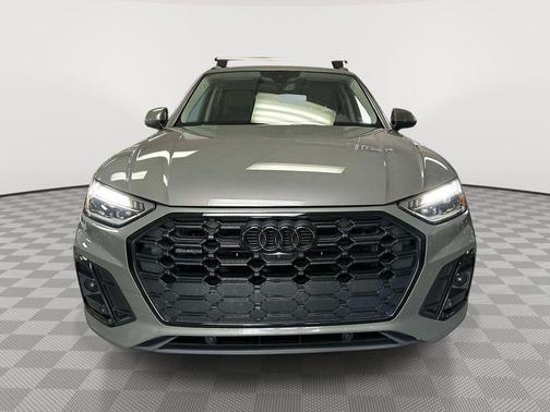 Chronos Gray Metallic 2023 Audi Q5 45 S line quattro Premium