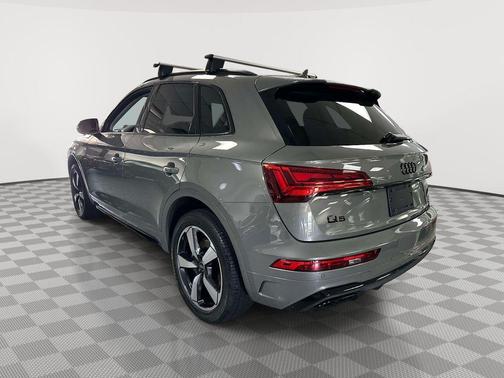 Chronos Gray Metallic 2023 Audi Q5 45 S line quattro Premium