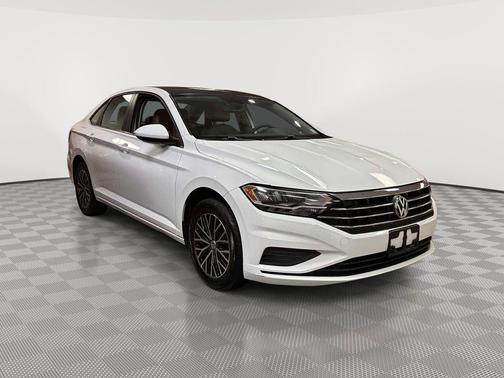 Pure White 2021 Volkswagen Jetta 1.4T SE