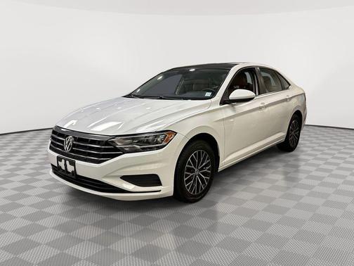 Pure White 2021 Volkswagen Jetta 1.4T SE