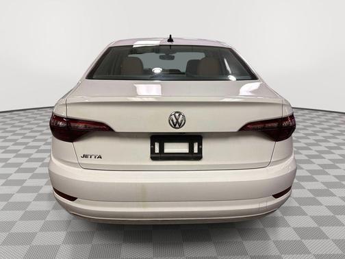 Pure White 2021 Volkswagen Jetta 1.4T SE