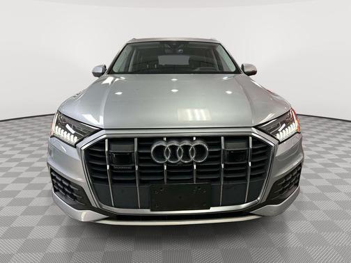 Florett Silver Metallic 2021 Audi Q7 55 Prestige
