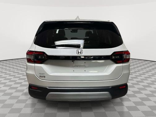 Black 2025 Honda Pilot EX-L