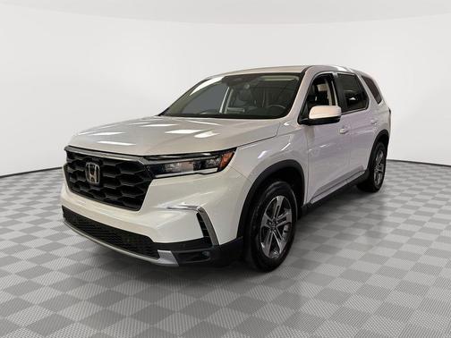 Black 2025 Honda Pilot EX-L