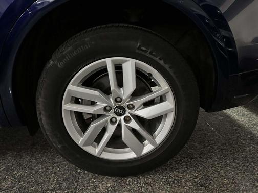 Navarra Blue Metallic 2022 Audi Q5 45 S line quattro Premium