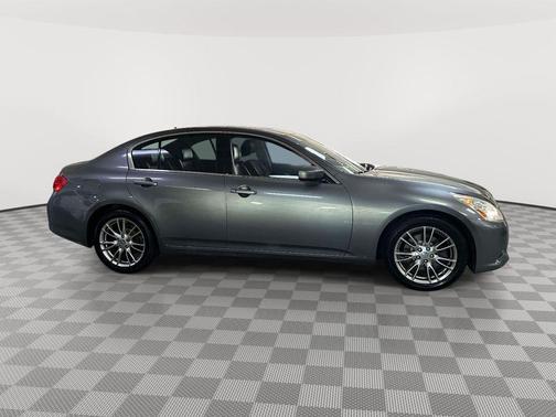 Graphite Shadow 2013 INFINITI G37x Base
