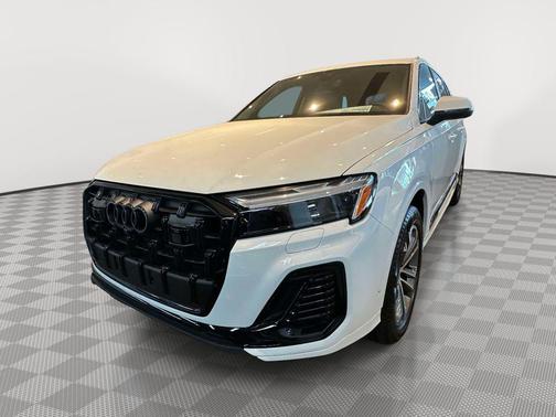 Carrara White 2026 Audi Q7 45 Premium