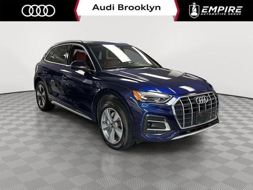 Navarra Blue Metallic 2023 Audi Q5 40 Premium