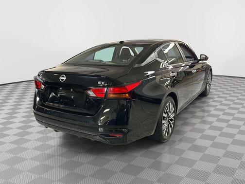 Black 2024 Nissan Altima 2.5 SV