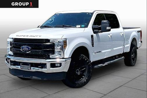 Oxford White 2019 Ford F-250 Lariat