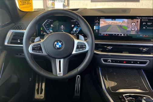 2026 BMW X7 M60i