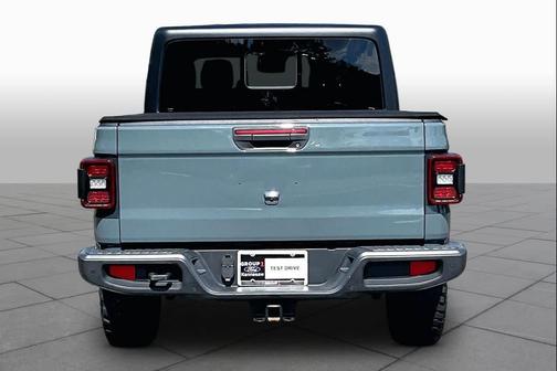 Anvil Clear Coat 2024 Jeep Gladiator Willys