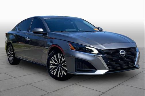 Gun Metallic 2024 Nissan Altima 2.5 SV