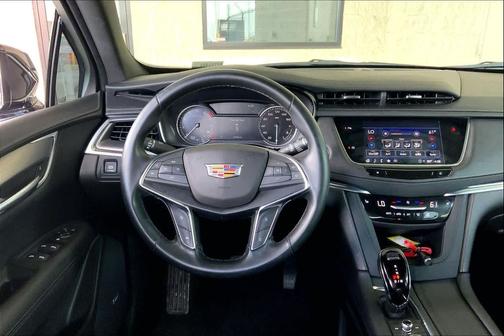 2024 Cadillac XT5 Luxury