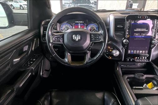 Diamond Black Crystal Pearlcoat 2019 RAM 1500 Limited