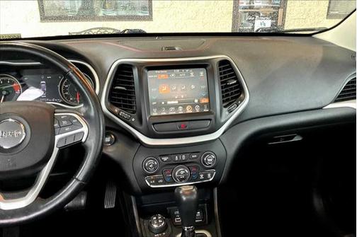 2017 Jeep Cherokee Trailhawk