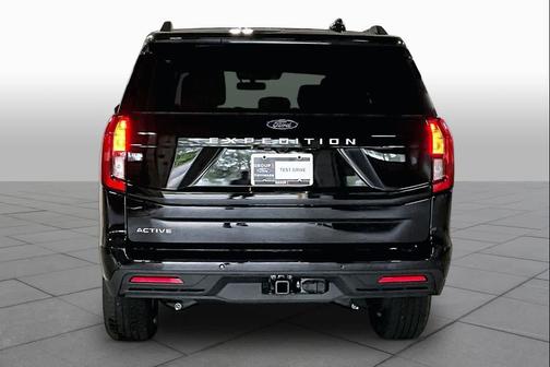 Agate Black Metallic 2026 Ford Expedition Active
