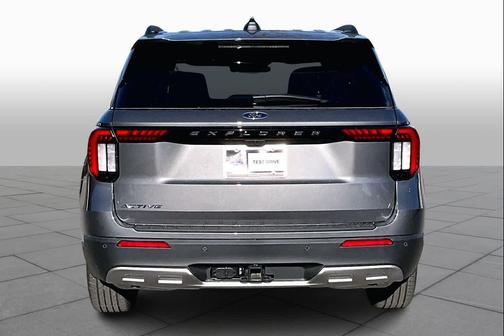Carbonized Gray Metallic 2026 Ford Explorer Active