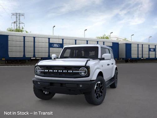 Oxford White 2026 Ford Bronco Outer Banks