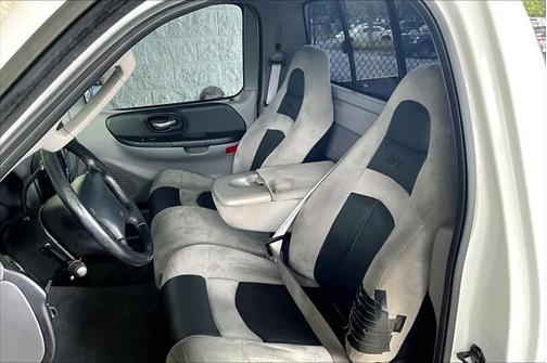 2003 Ford F-150 Lightning