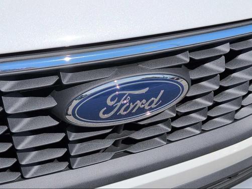2025 Ford Escape PHEV Base