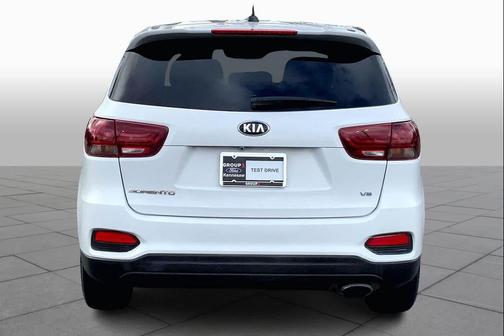 2020 Kia Sorento LX