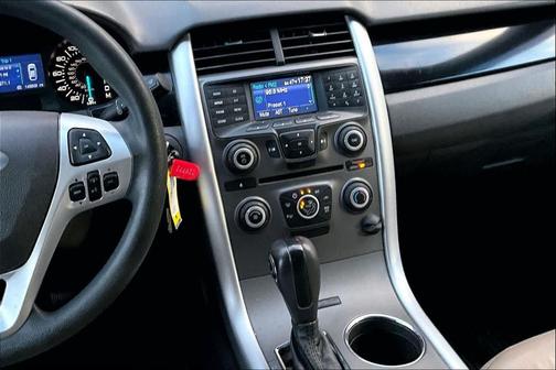 2012 Ford Edge SE