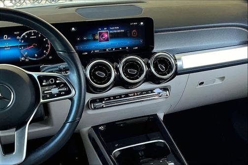 2023 Mercedes-Benz GLB 250 Base
