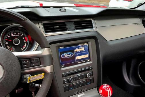 2013 Ford Shelby GT500 Base