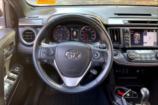 2016 Toyota RAV4 SE