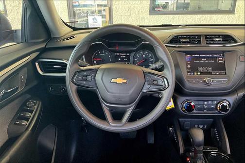 2023 Chevrolet Trailblazer LS