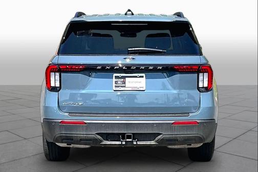 Vapor Blue Metallic 2026 Ford Explorer Active