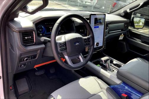 2025 Ford F-150 Lightning LARIAT