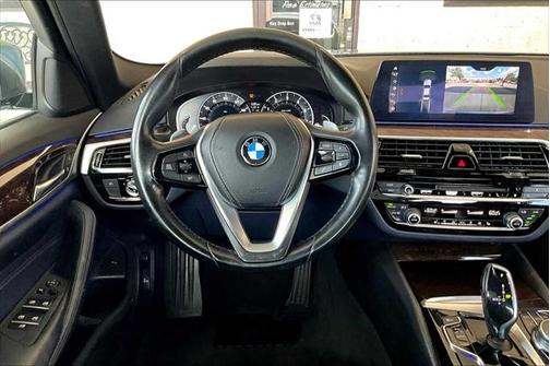 2017 BMW 530 530i