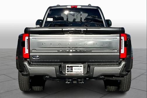 2026 Ford F-350 Platinum