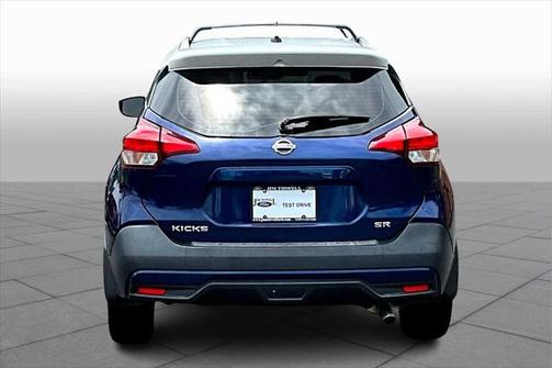 2018 Nissan Kicks SR