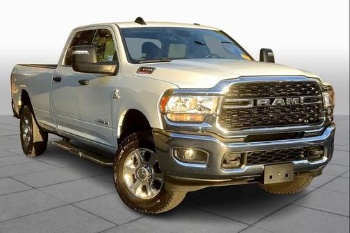 2024 RAM 3500 Big Horn Crew Cab 4x4 8' Box