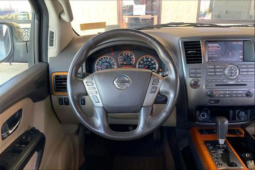 2015 Nissan Armada 2WD 4dr