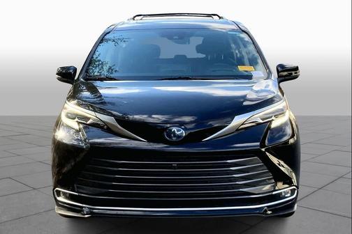 2021 Toyota Sienna Platinum