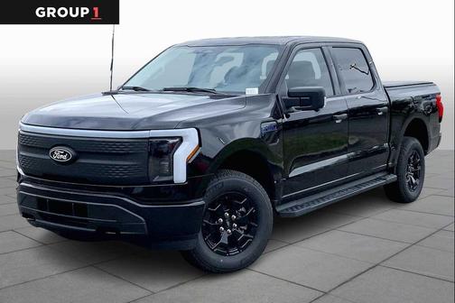 Agate Black Metallic 2025 Ford F-150 Lightning XLT