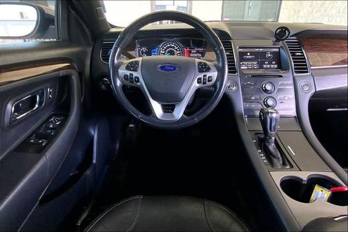 Ingot Silver Metallic 2014 Ford Taurus Limited