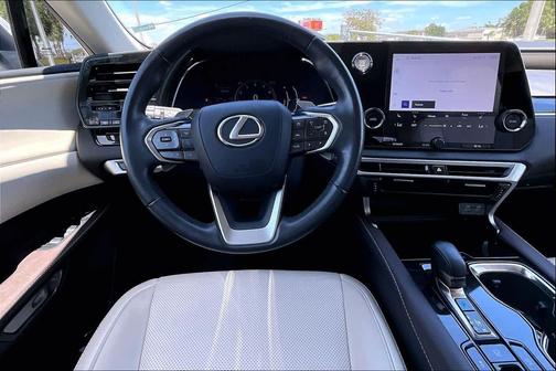 Eminent White Pearl 2023 Lexus RX 350 Base