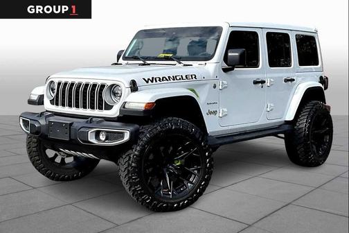 2024 Jeep Wrangler 4-Door Sahara 4x4