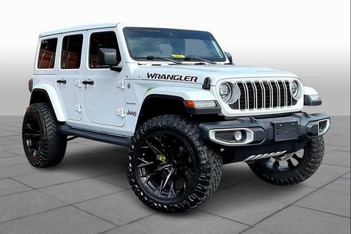 2024 Jeep Wrangler 4-Door Sahara 4x4