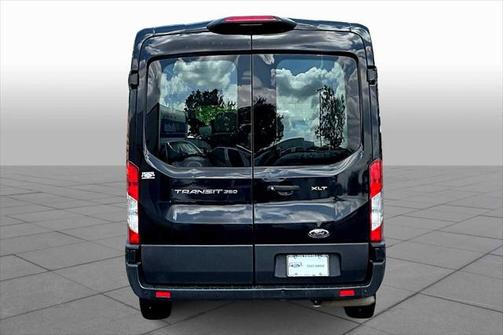 2022 Ford Transit-350 XLT