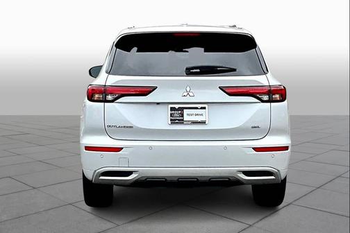2023 Mitsubishi Outlander SEL 2.5 2WD