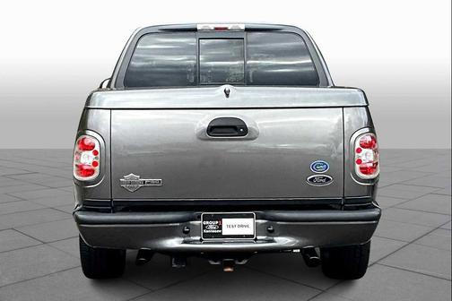 2002 Ford F-150 Harley-Davidson Crew Cab