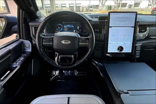 Azure Gray Metallic Tri-Coat 2023 Ford F-150 Lightning Platinum